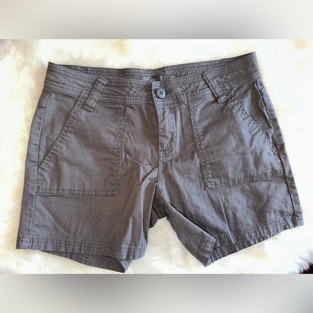 Prana Stylish Grayish brown casual  Shorts